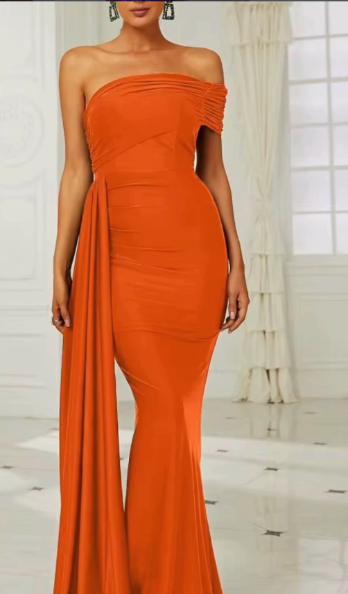Lushlery Noir Royale Gown