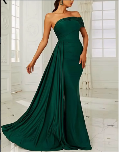 Lushlery Noir Royale Gown