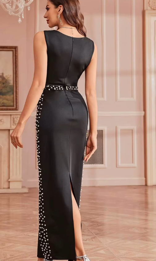 Midnight Pearl Elegance